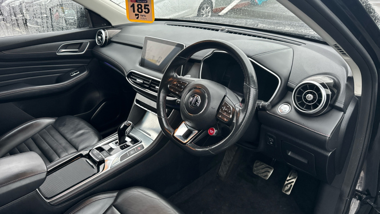 MG HS 1.5 T-GDI Trophy 5dr DCT Petrol Hatchback